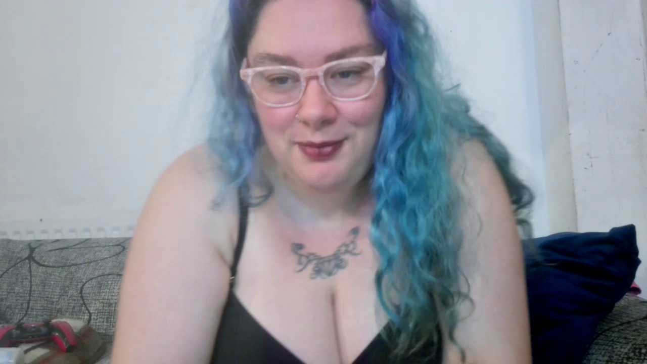 Bustycurves