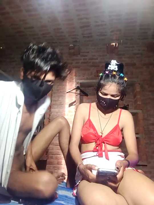 COUPLE-HOTS cam recording