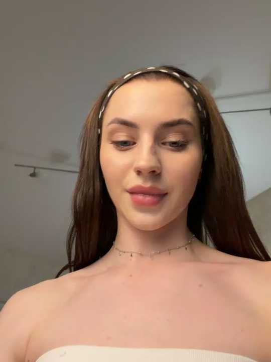 Camilla_Railian