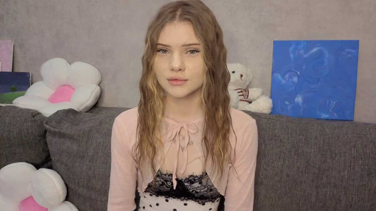 CarolinePepper Stripchat recording – Oct 22, 2026
