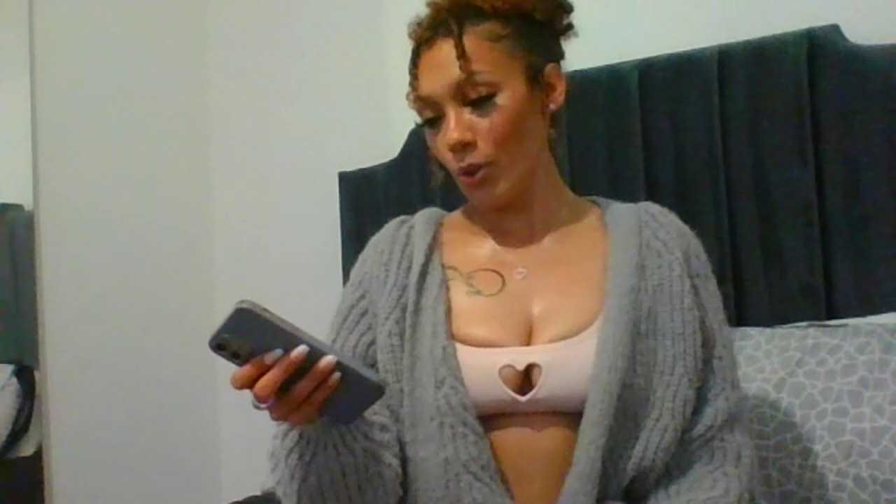 Charl_XOXO