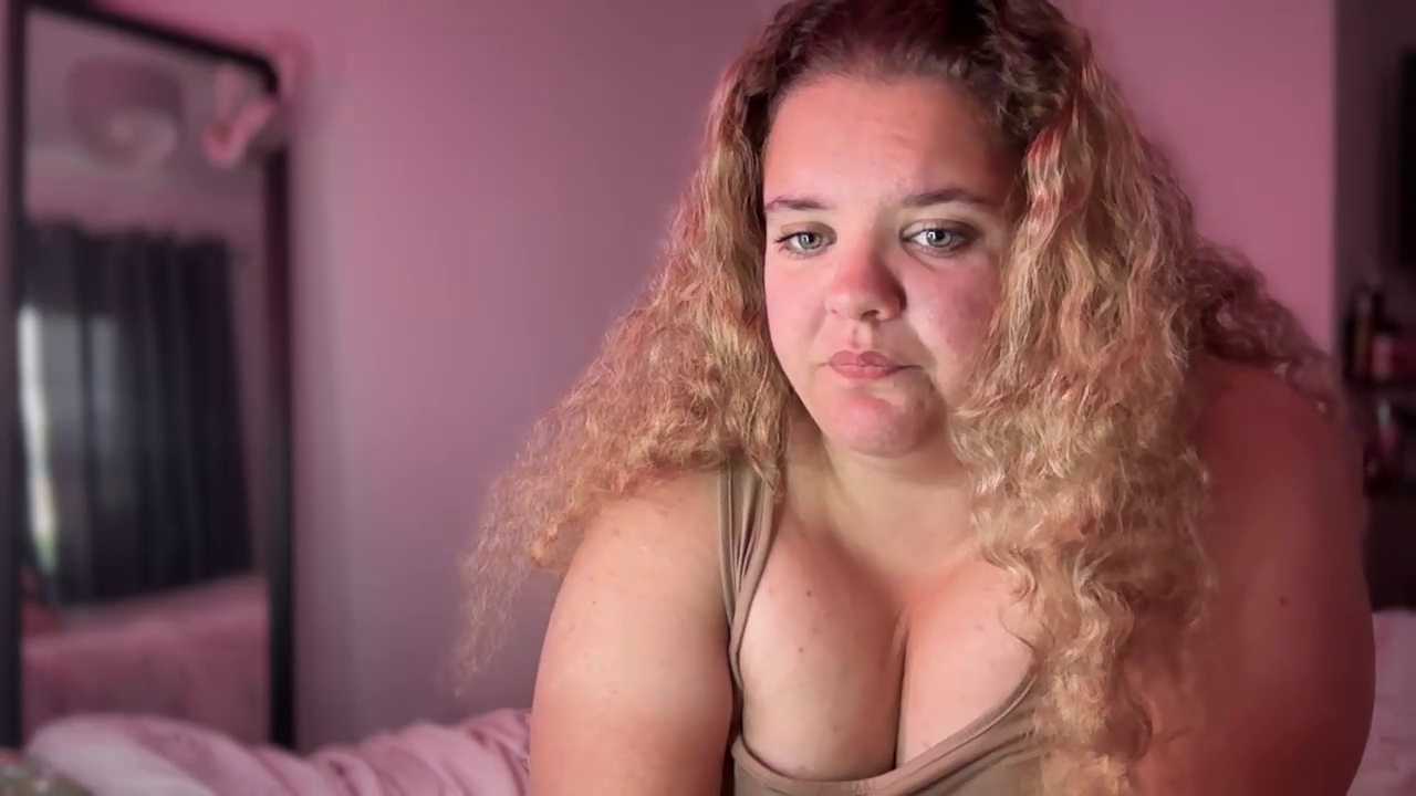 Charlottebaddiex cam recording