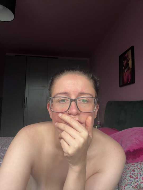 Cheeky_eden cam recording