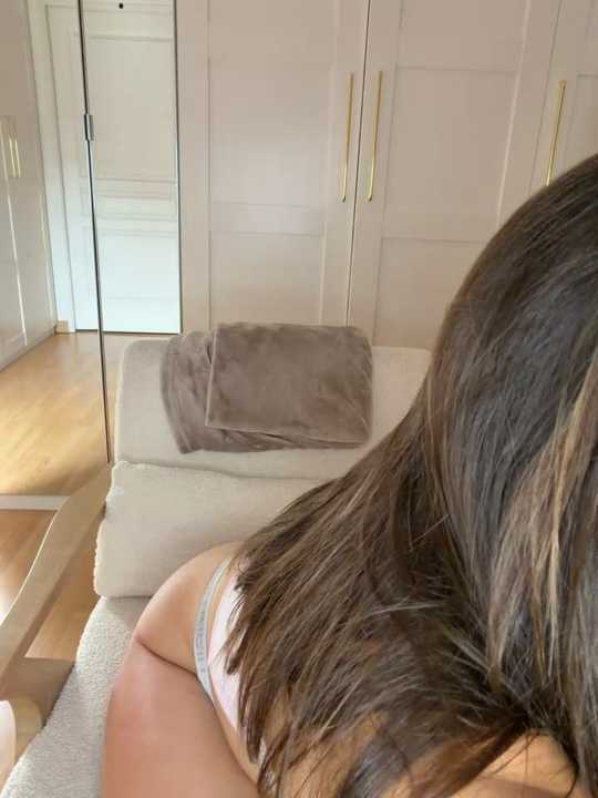 Chloe-ta cam recording