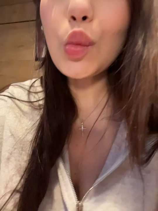 Chloe__Moon cam recording