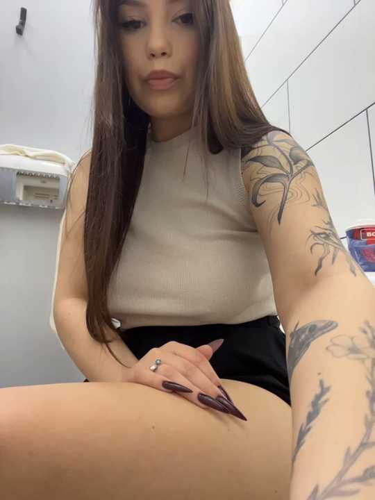 Chloe__Moon cam recording