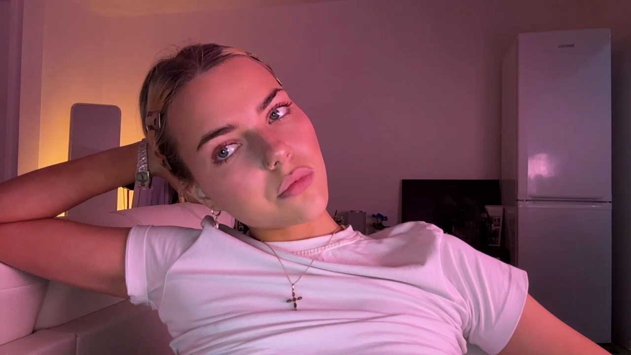ChristelDuncombe cam recording