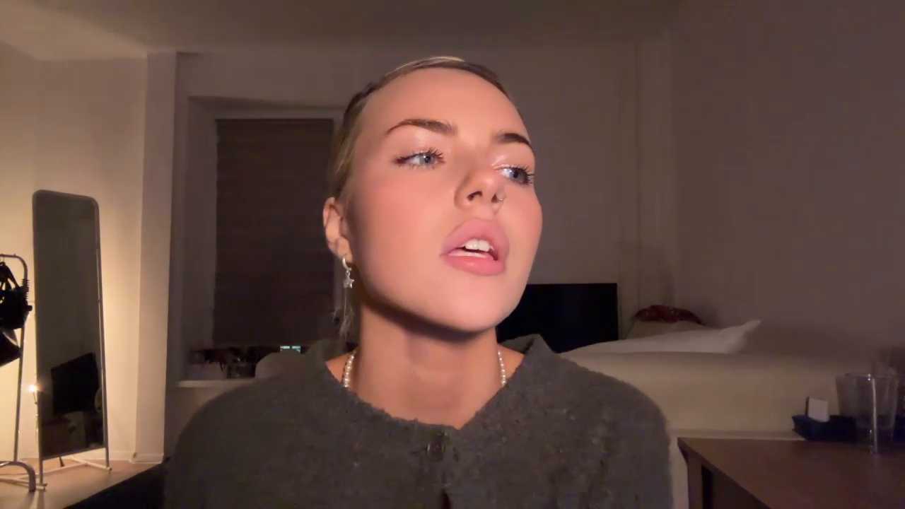ChristelDuncombe Stripchat recording – Oct 22, 2026