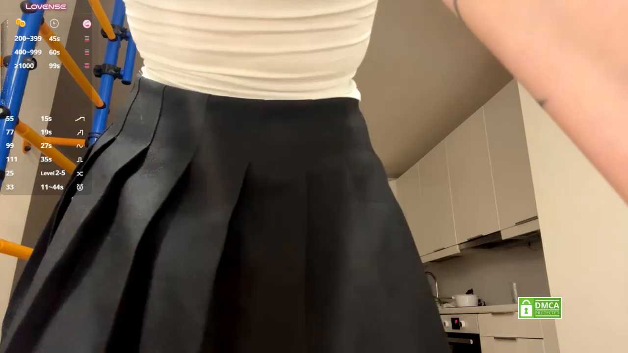 ChristineHornlein Stripchat recording – Oct 25, 2026