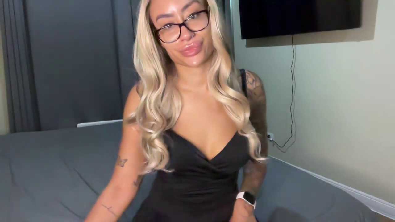 CoCo-Queen cam recording