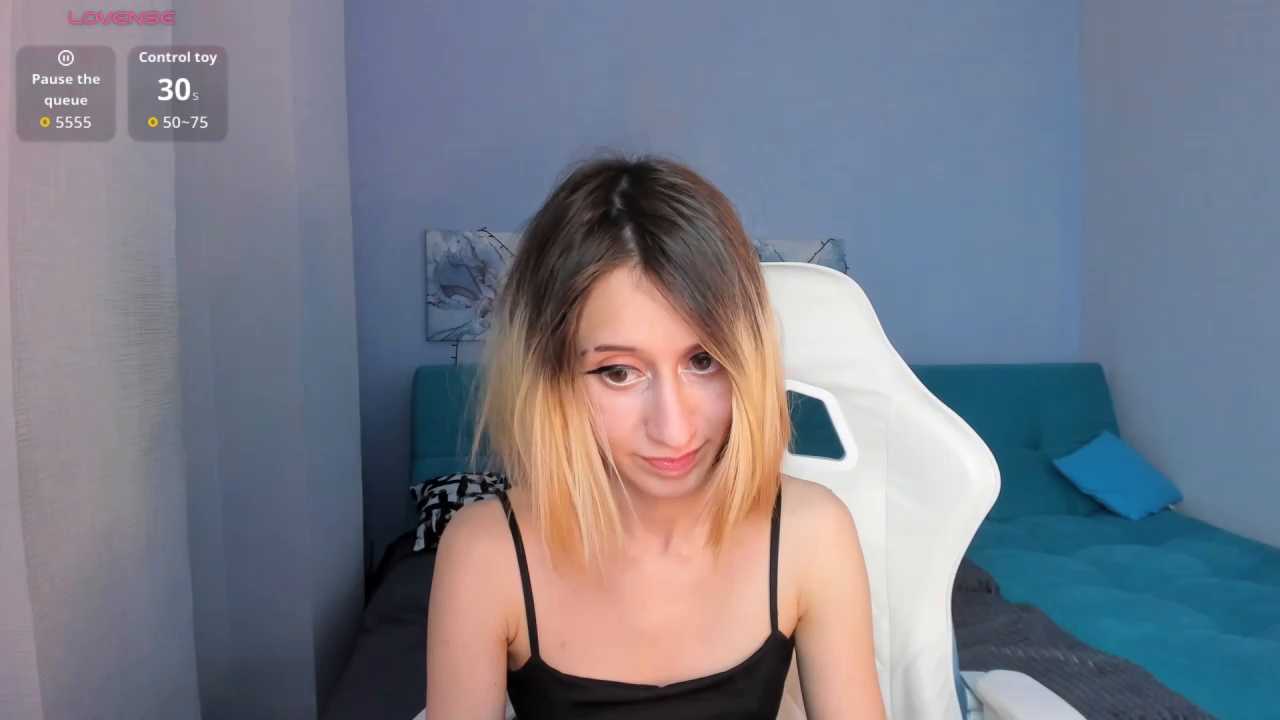 College_Girl_18 cam recording