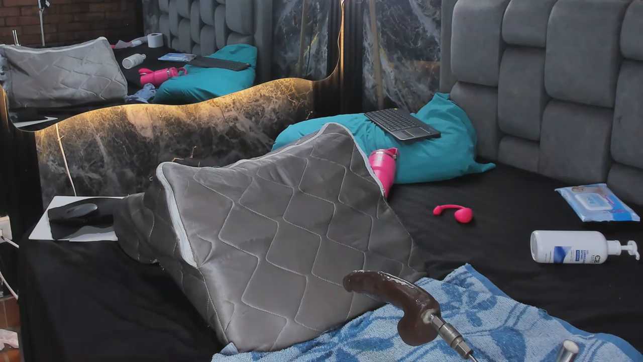 Couple_Gold69 cam recording