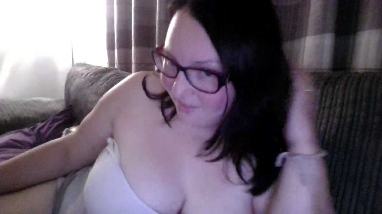 Curvy-Clare-30 Stripchat recording – Oct 18, 2026