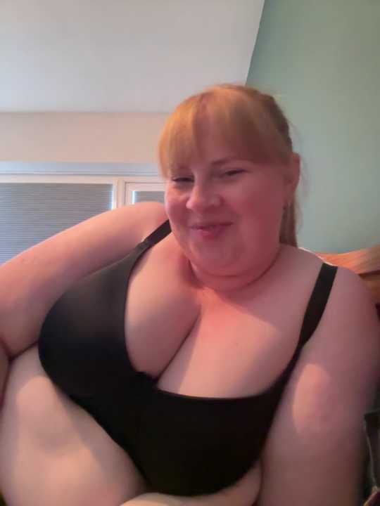 Curvy-GingeXX cam recording