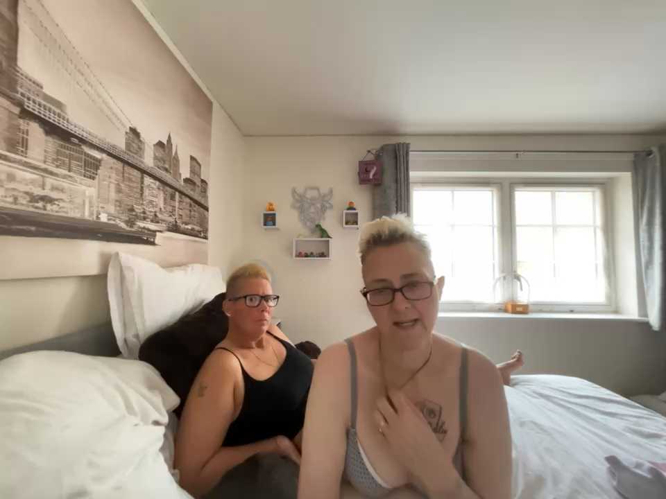 Curvy-Jinx Stripchat recording – Oct 20, 2026