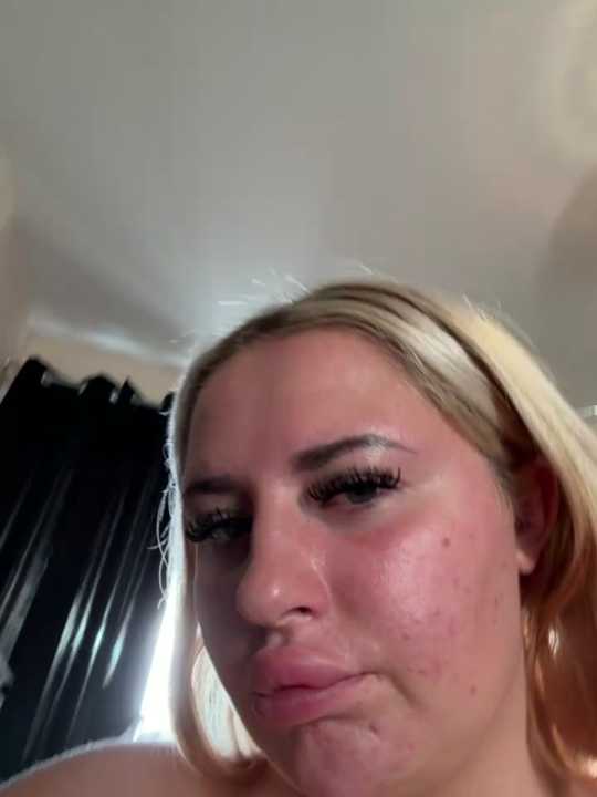 CurvyBaby14 cam recording