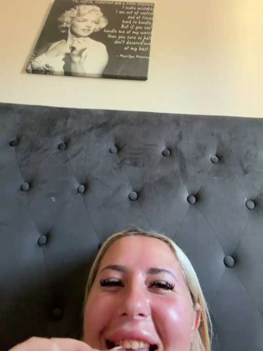 CurvyBaby14 Stripchat recording – Oct 25, 2026