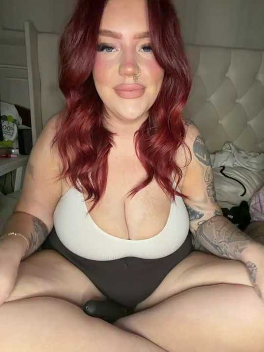 CurvyGirlMyla