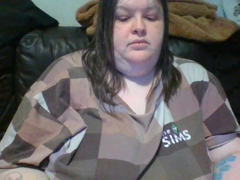 CurvyKirstiesX Stripchat recording – Oct 25, 2026