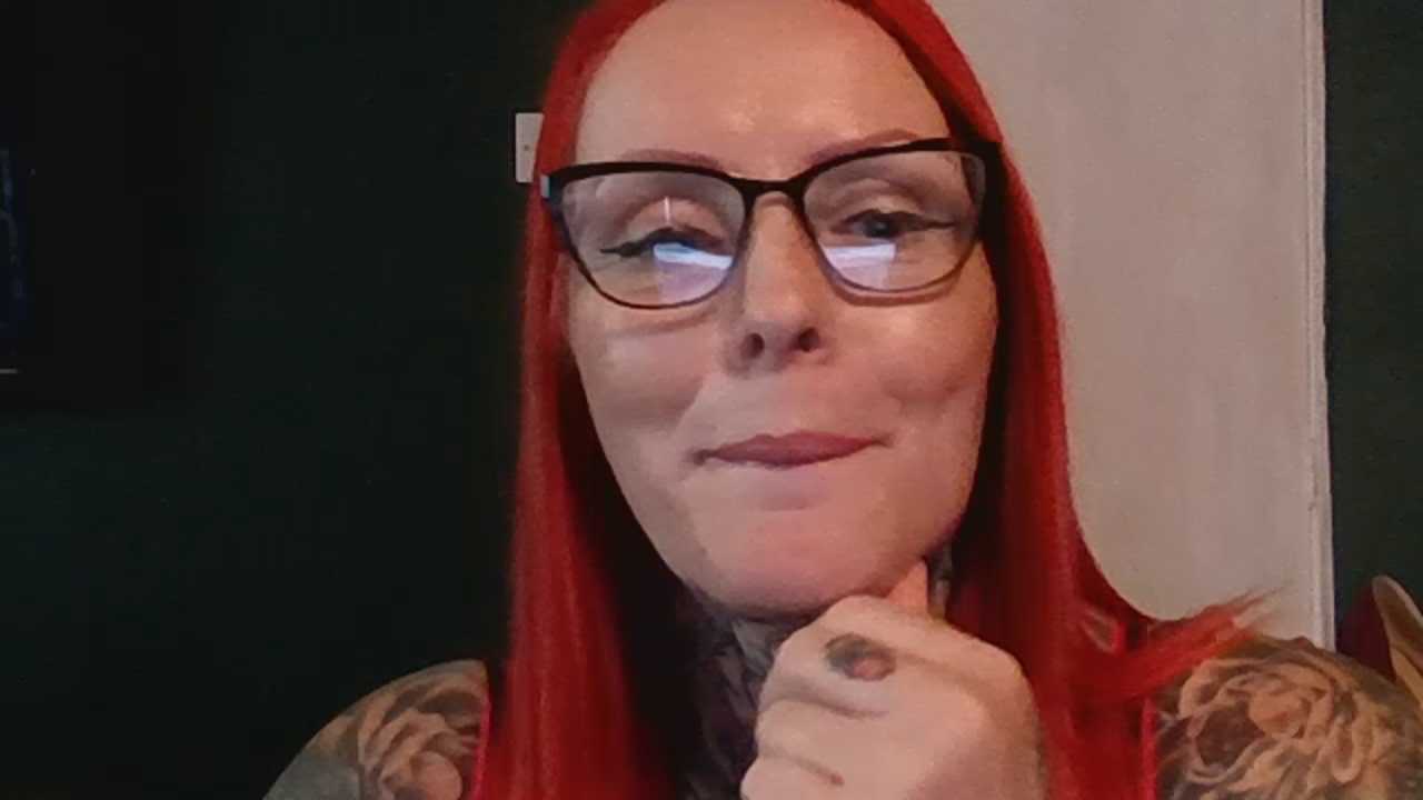 CurvyMatureScarletX cam recording