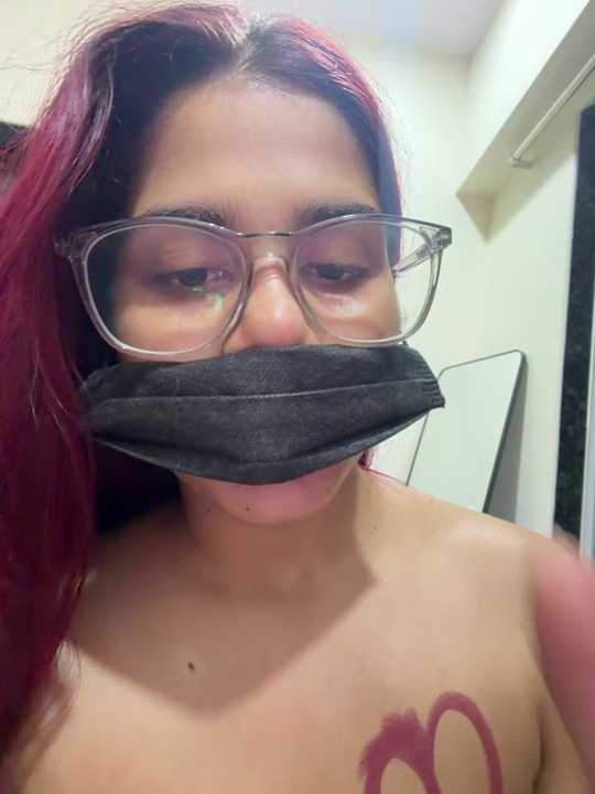 Cute_Zaina cam recording