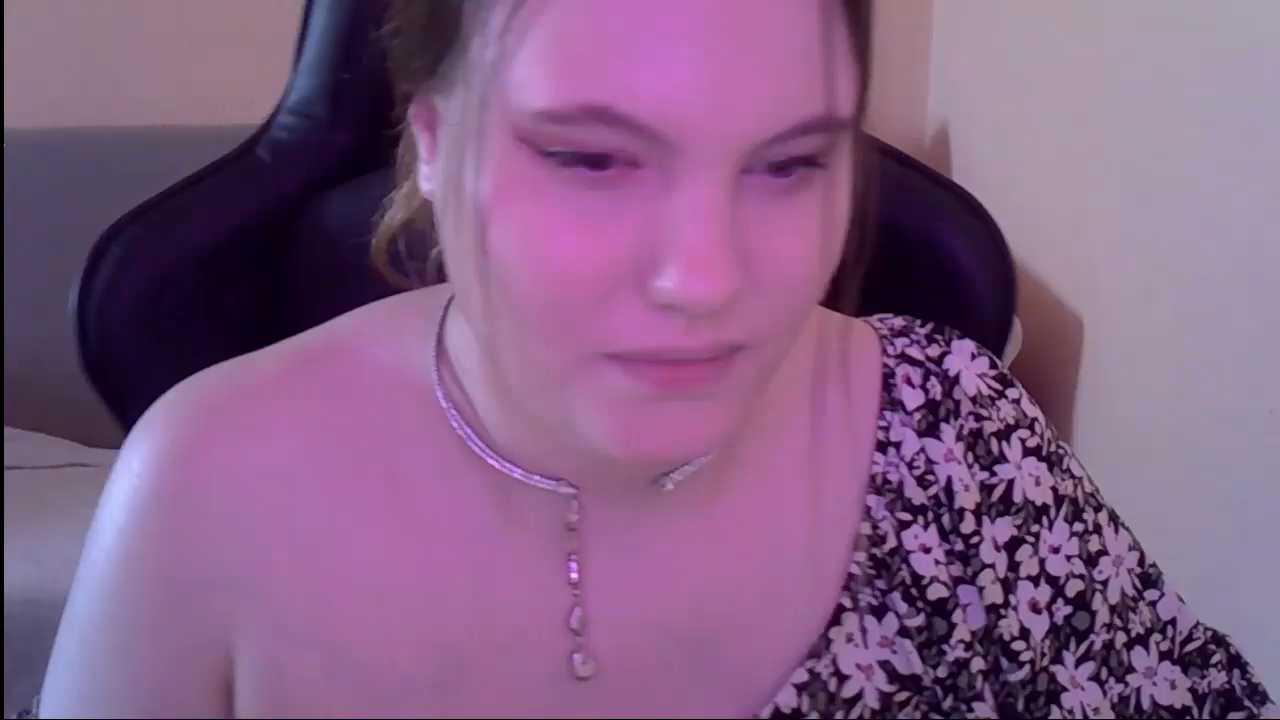 CutiE_girl__ cam recording