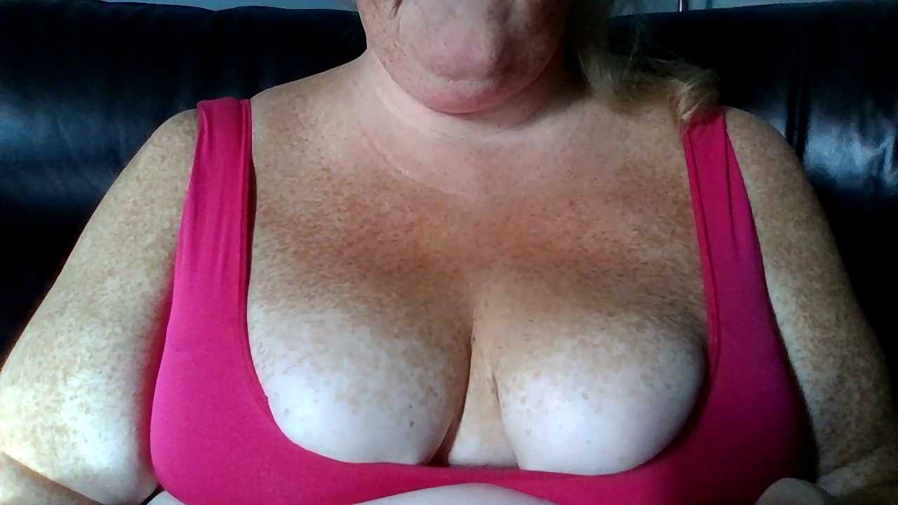 Cutie-ClaraXX