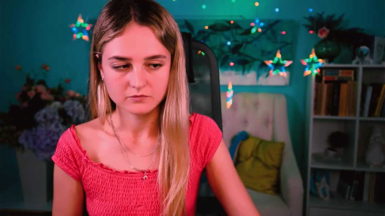 DeboraLarson cam recording