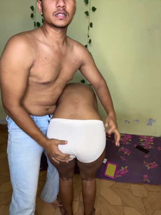 Desi_coupleShow cam recording