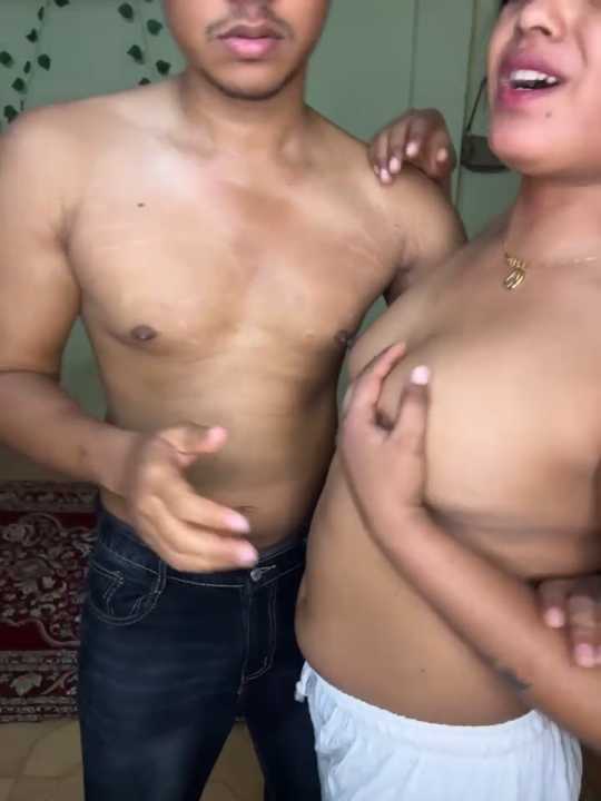 Desi_coupleShow