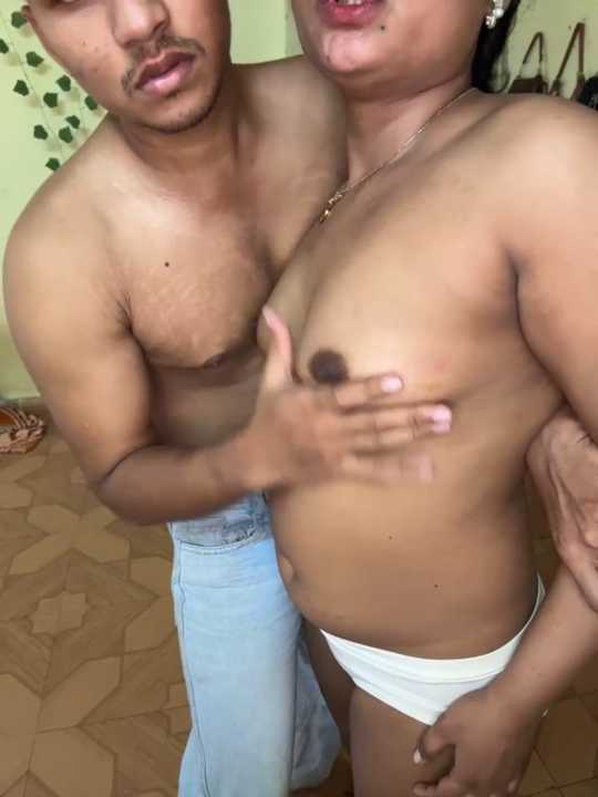 Desi_coupleShow
