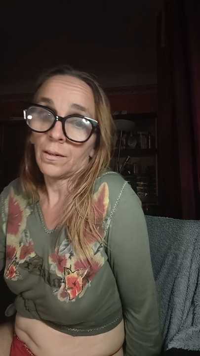 Dettybitch40 cam recording