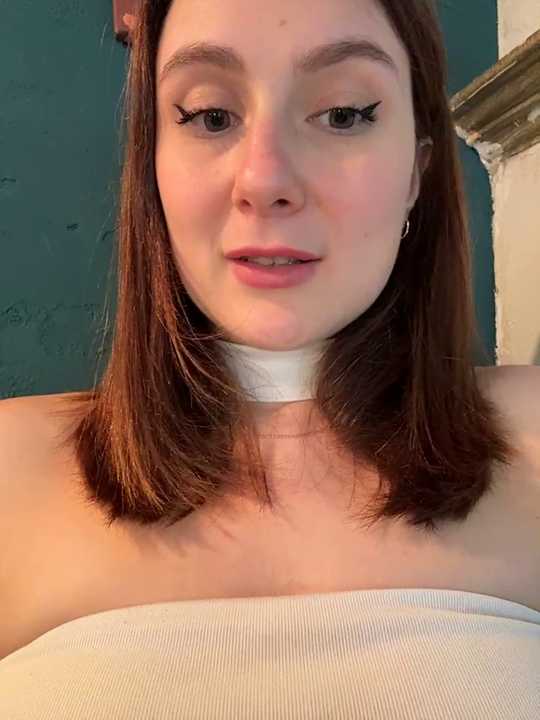 Dina_Tease cam recording