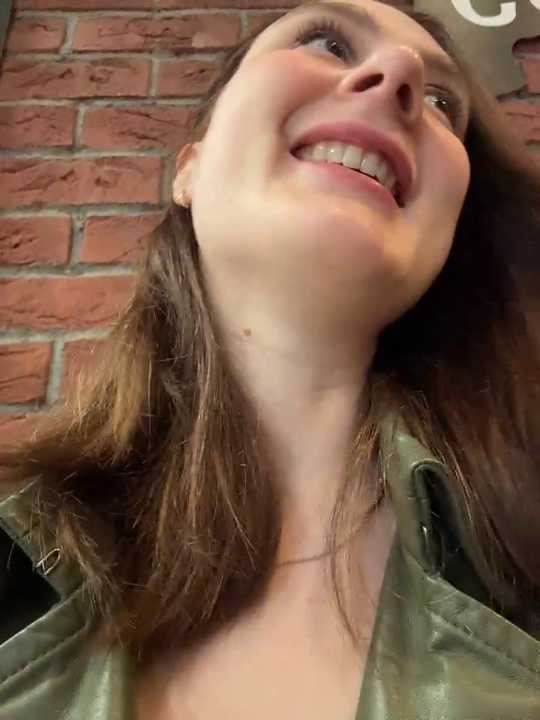 Dina_Tease cam recording
