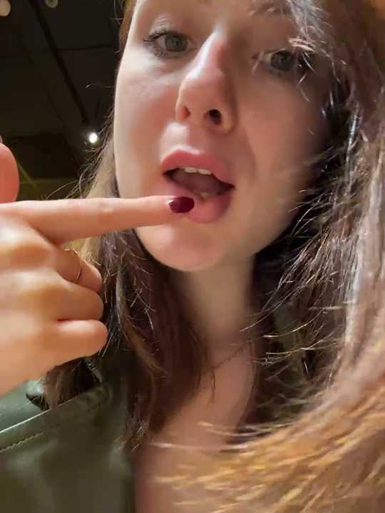Dina_Tease cam recording