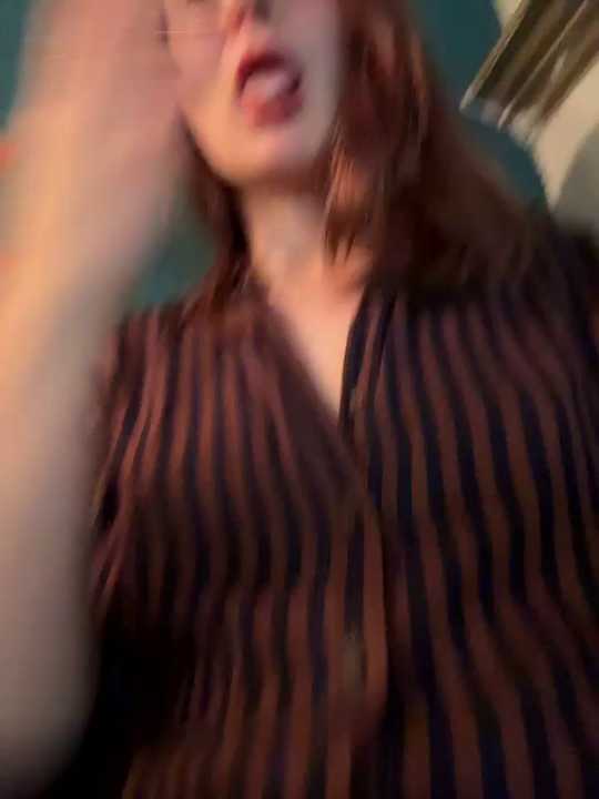 Dina_Tease cam recording