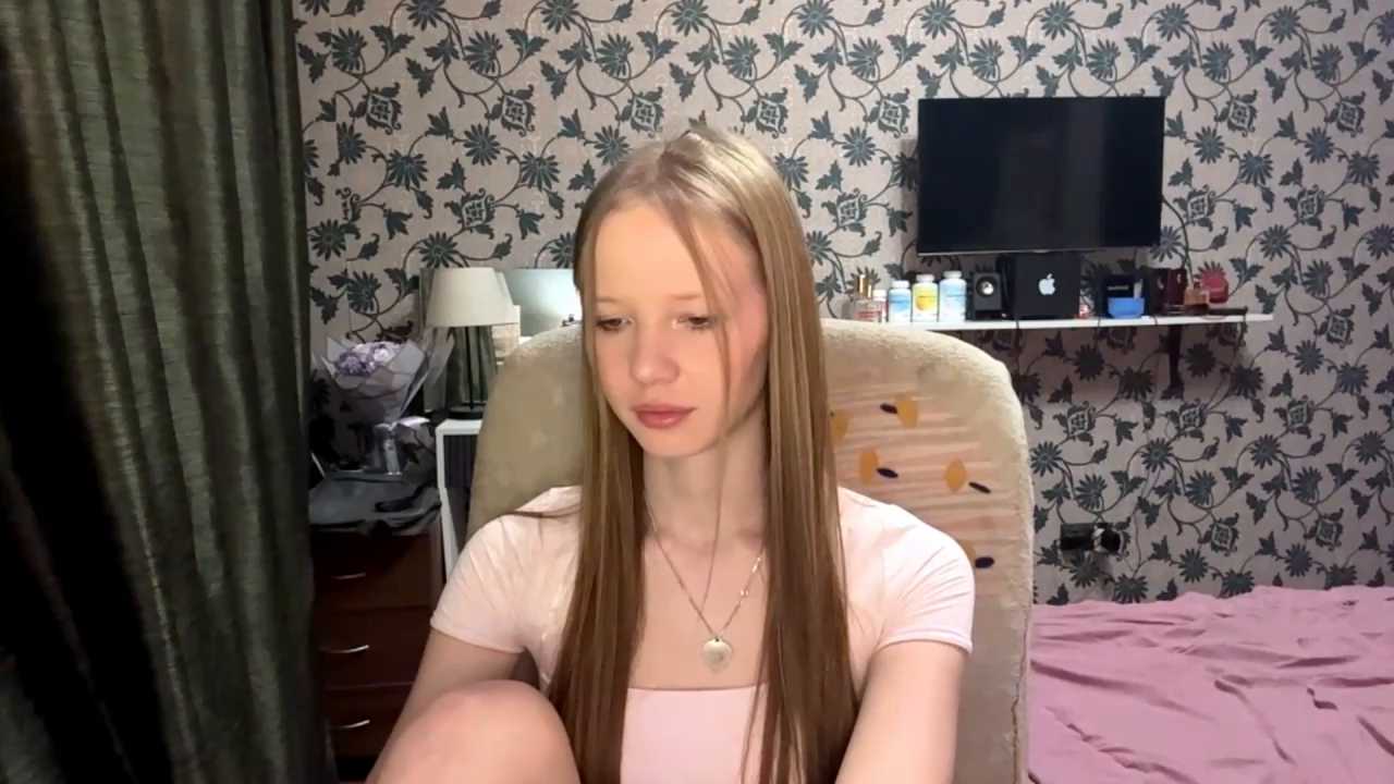 DionnaStrech cam recording
