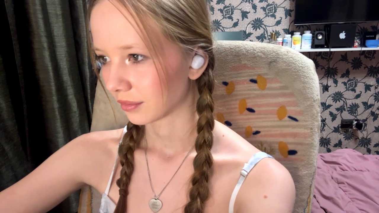 DionnaStrech cam recording