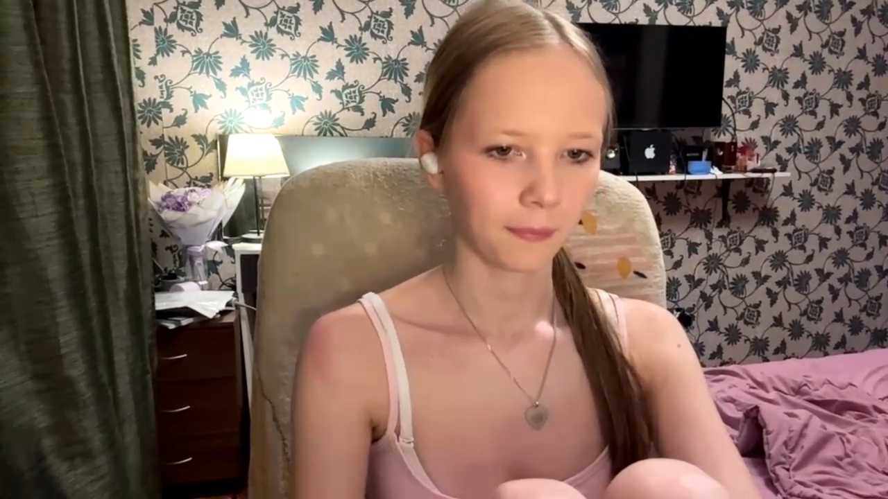 DionnaStrech cam recording