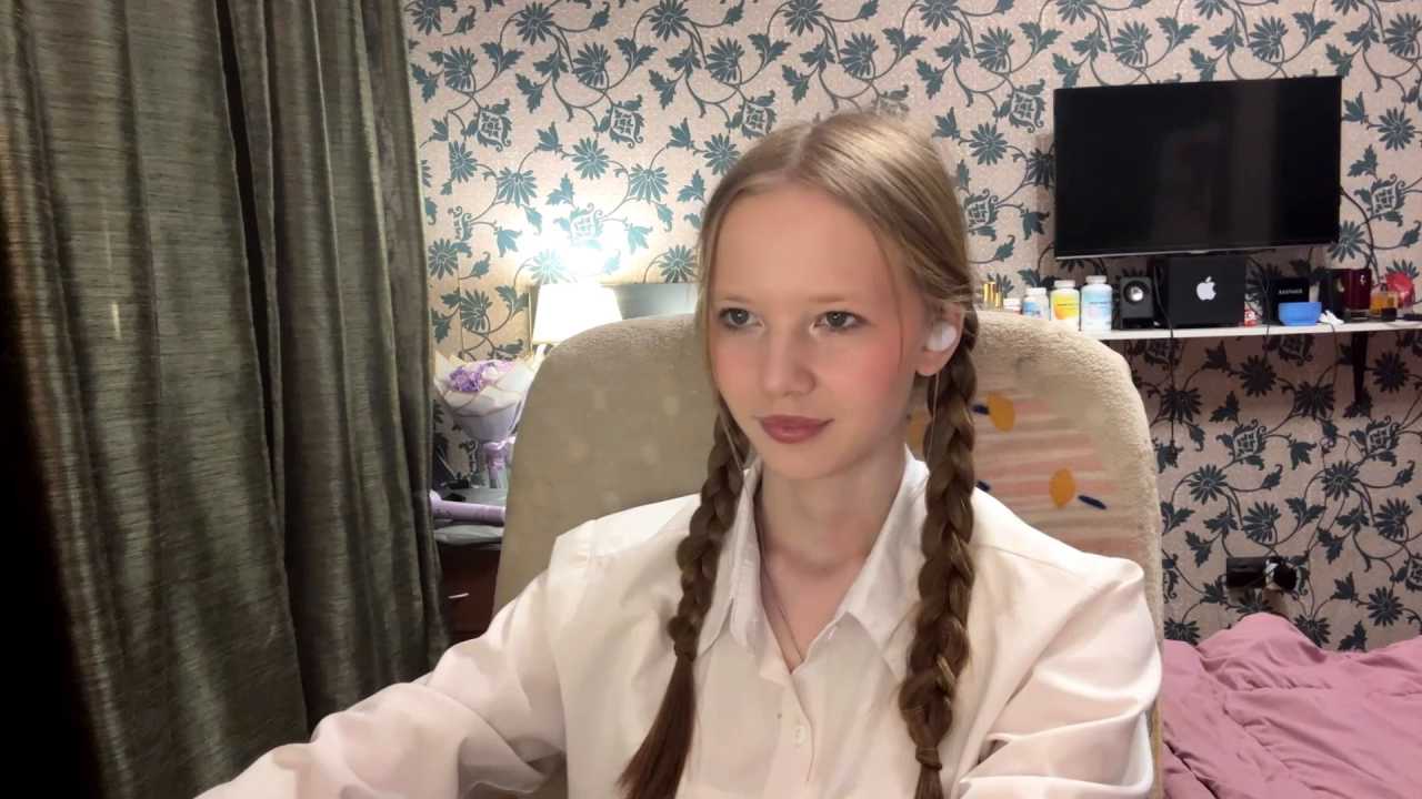 DionnaStrech cam recording