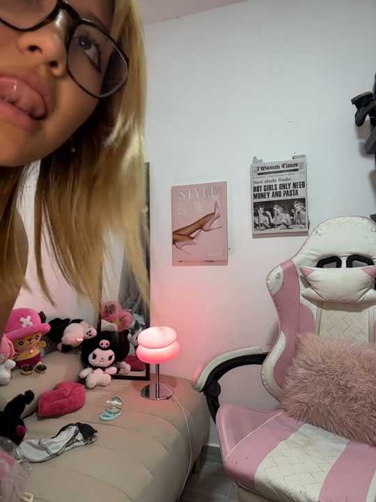 Doll_liaa cam recording