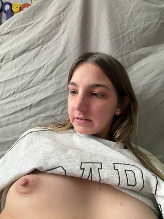 DoriDelux66 Stripchat recording – Oct 22, 2026