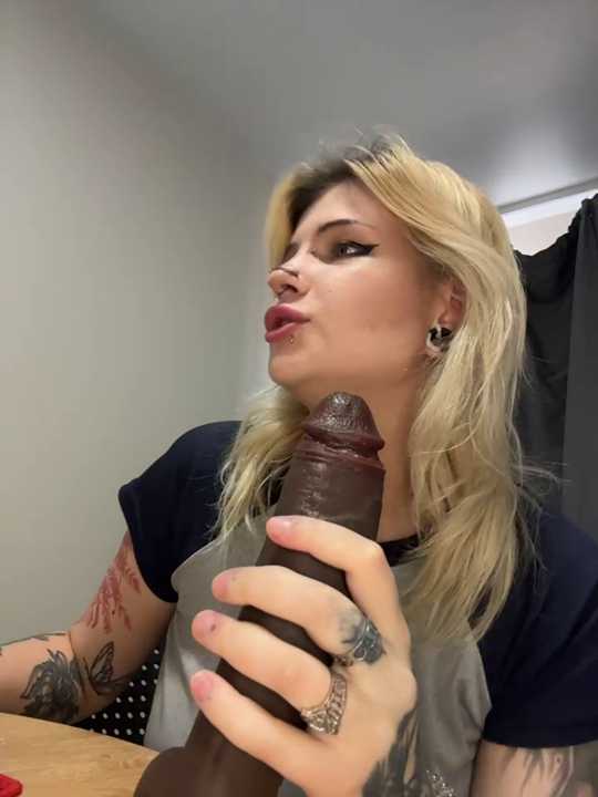 DriveCiri_ Stripchat recording – Oct 24, 2026