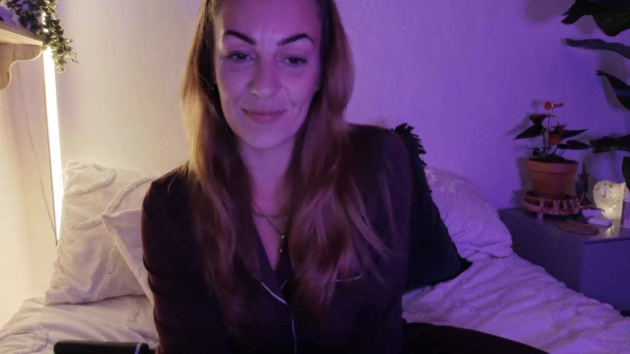 Edenfox- cam recording