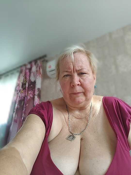 EffectFiona cam recording