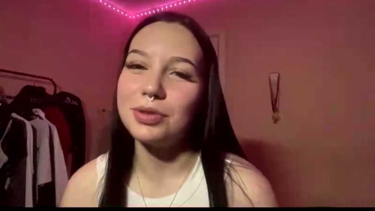 EileenKowalske Stripchat recording – Oct 15, 2026