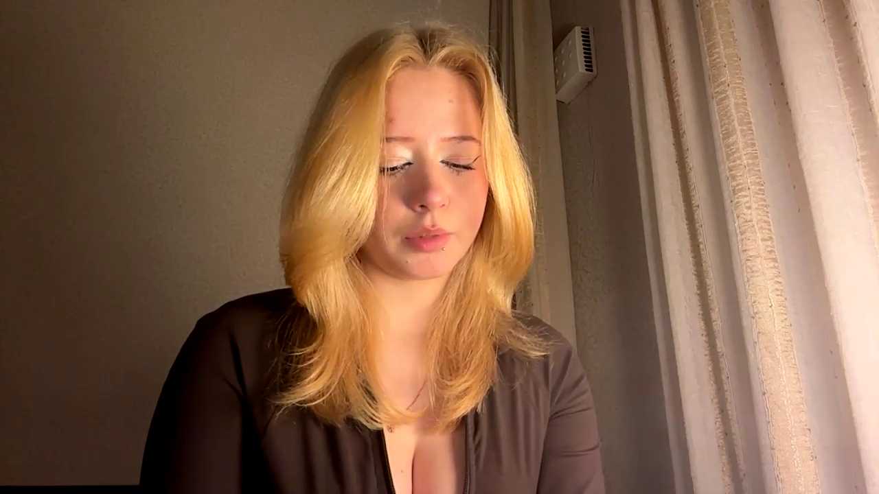 ElanorGahan cam recording
