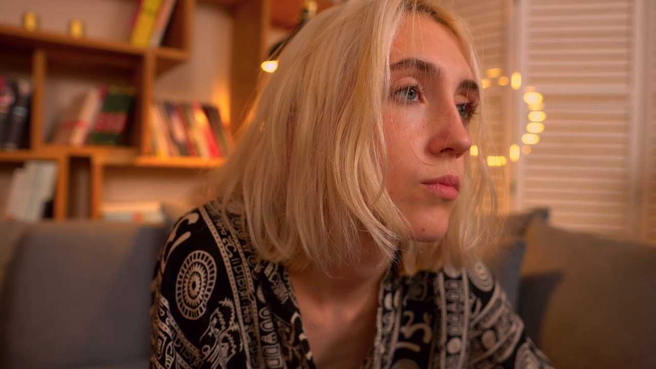 Elen__Moore cam recording