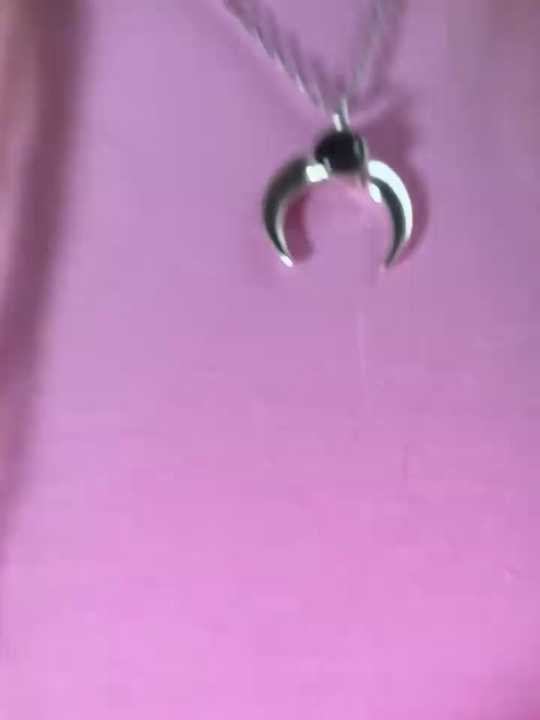 Elfi_InPublic