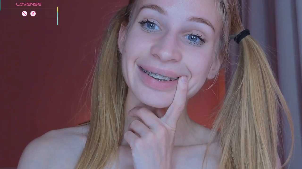 Elis_Fox cam recording